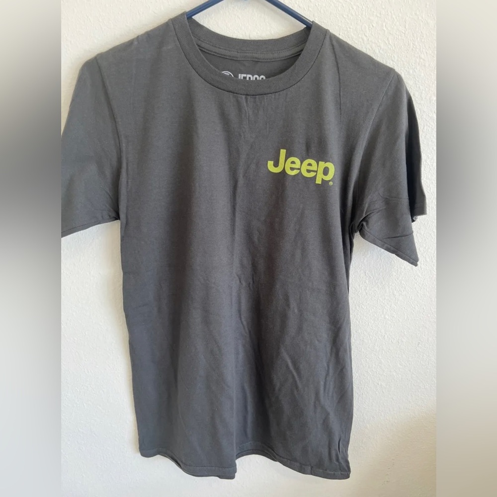 Men’s Jeep “Choose The Road Less Traveled” T Shirt, Size Small, Gray, Jedco